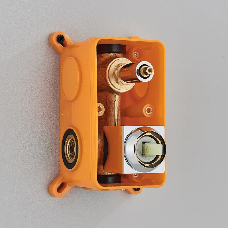 Sistem dus incastrat crom lucios cu para ploaie 30 cm BisDesign [11]