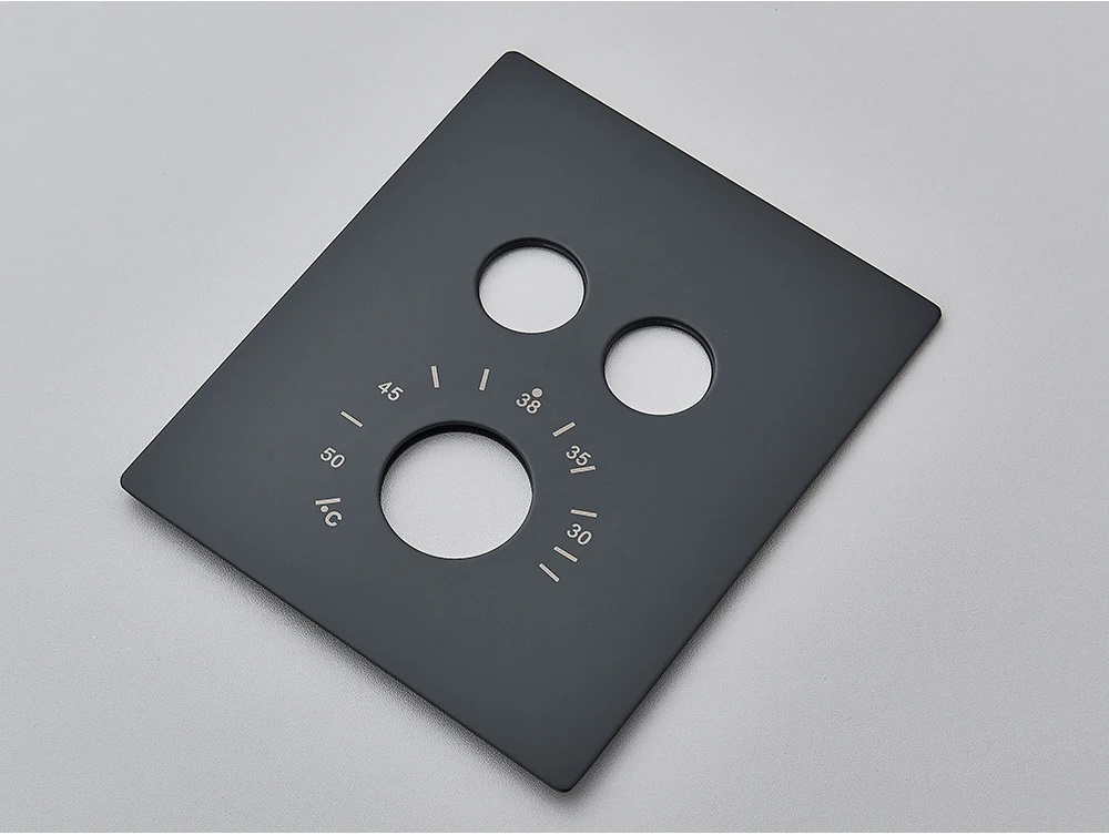 Sistem de duș încastrabil negru mat cu termostat, LED-uri și para rectangulară 40 cm [6]