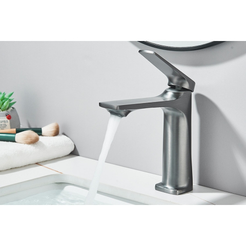 Baterie chiuvetă baie gri 17 cm cu pipă înclinată și design modern [4]