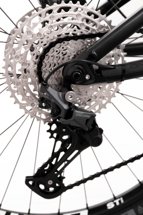 BICICLETA ROCK MACINE BLIZZARD 50-297 27.5 MATTE GREY/BLACK/WHITE [3]