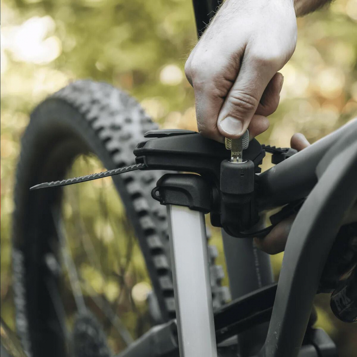 Suport pentru 3 biciclete Thule Epos 979100 cu prindere pe carligul de remorcare (13pini) [5]