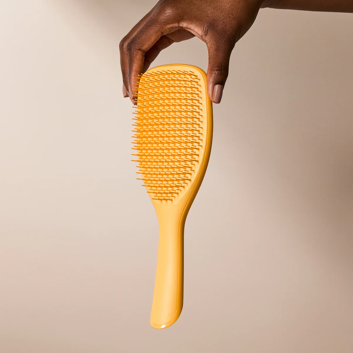 Perie de par Tangle Teezer The Ultimate Detangler Millennial Pink – descurcare delicata si stralucire instantanee [3]