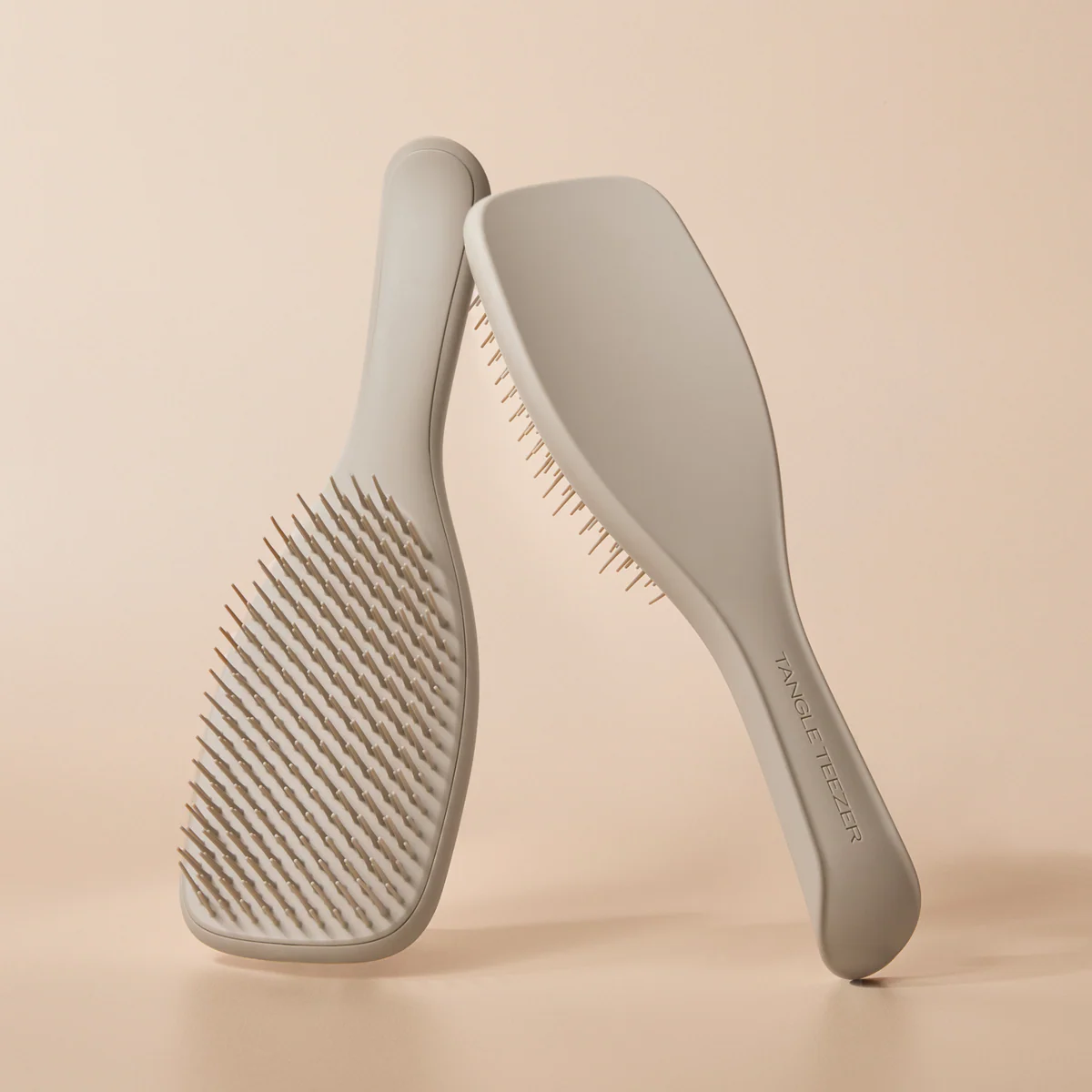 Perie de par Tangle Teezer The Ultimate Detangler Matte – descurcare delicata pentru toate tipurile de par [3]