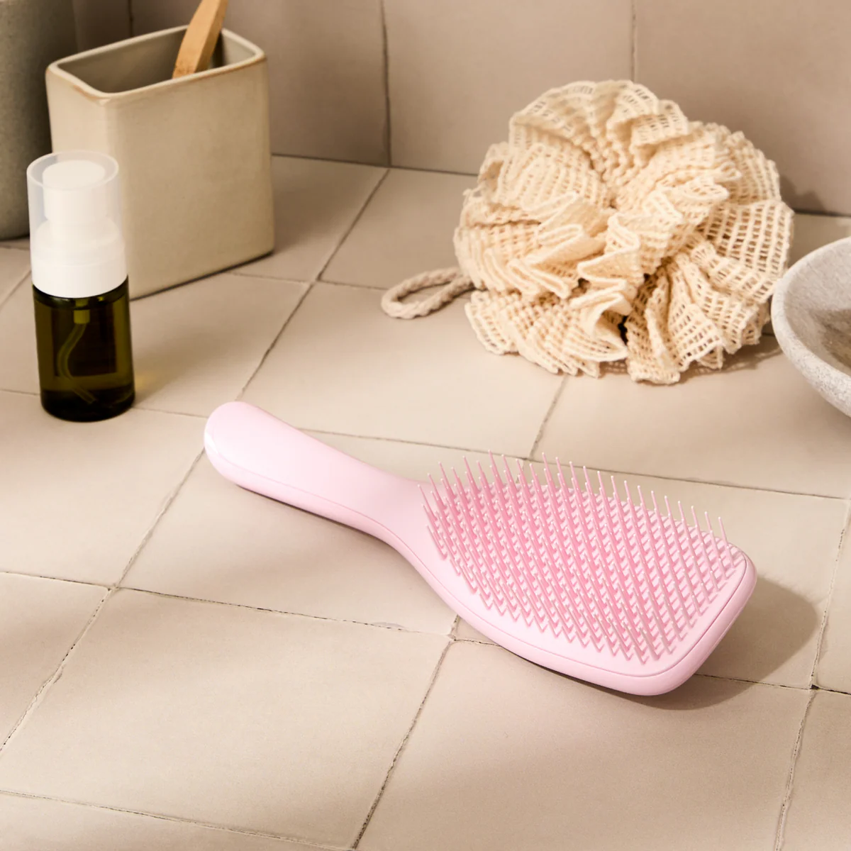 Perie de par Tangle Teezer The Ultimate Detangler Millennial Pink – descurcare delicata si stralucire instantanee [3]