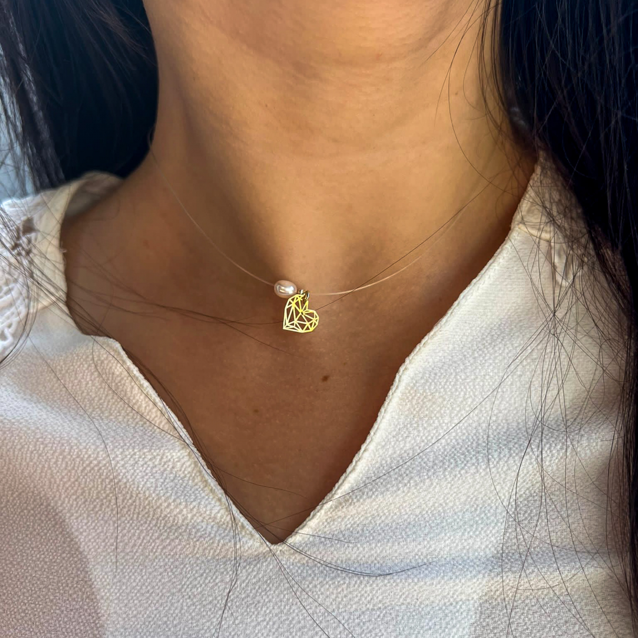 Colier cu guta la baza gatului si pandativ inimioara origami din aur 14K, biluta aur 2.5mm si perla [2]