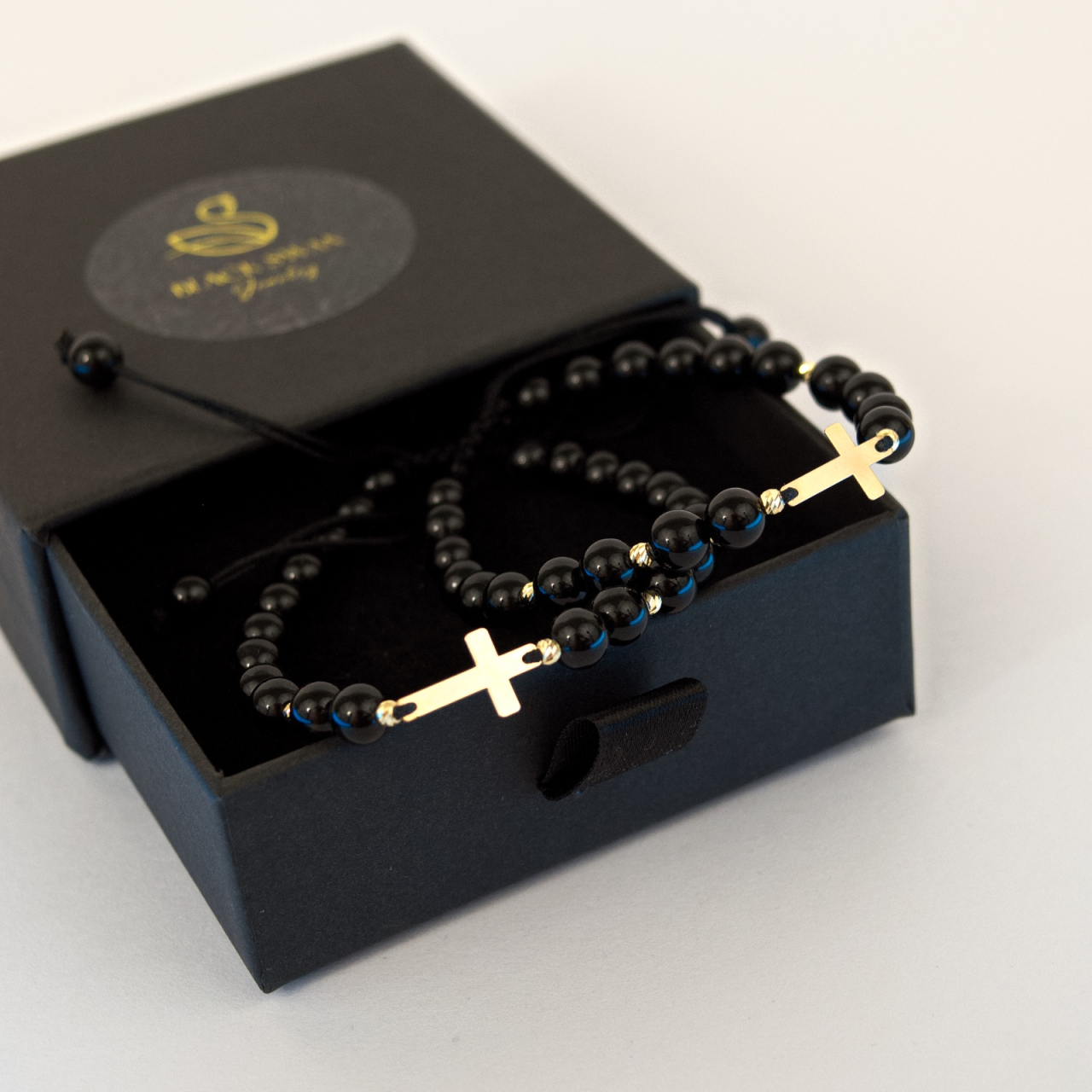 Set bratari cuplu Aur, onix negre, bilute din aur 2.5 mm si cruciulita din aur 14K [6]