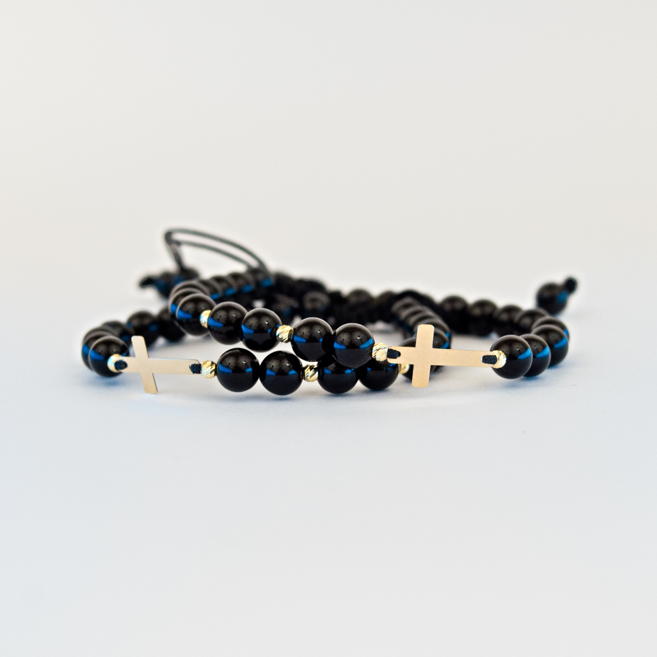 Set bratari cuplu Aur, onix negre, bilute din aur 2.5 mm si cruciulita din aur 14K [3]