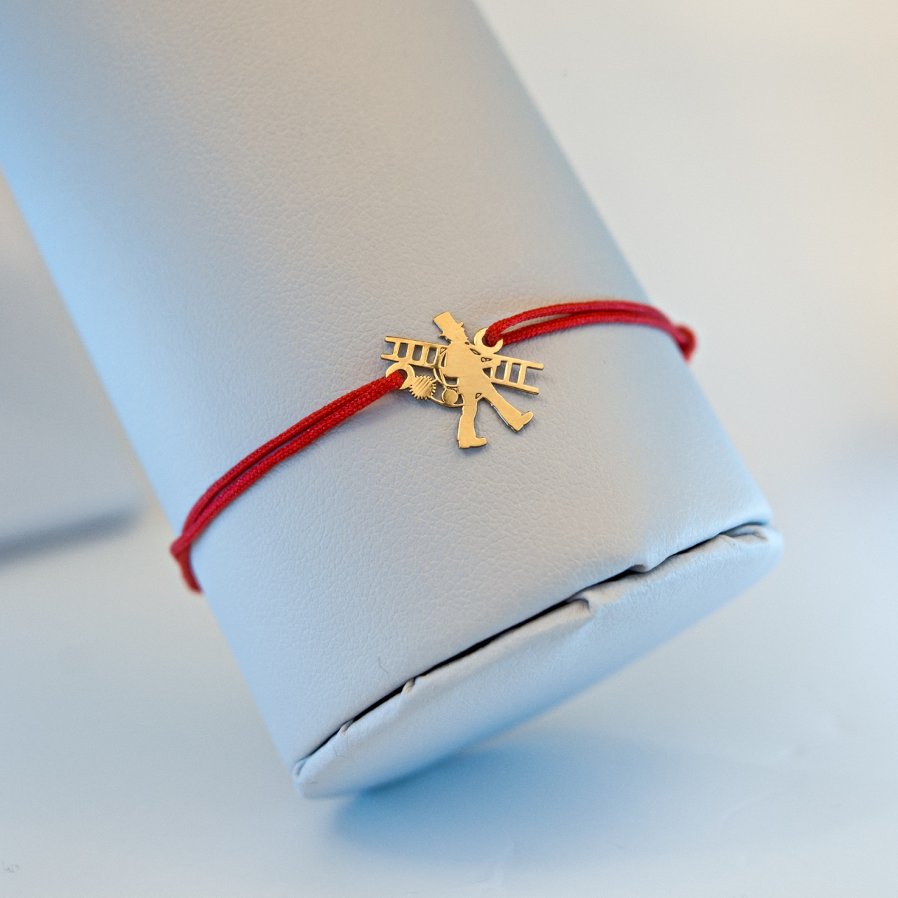 Martisor tip bratara cu snur Cosar din Aur 14K [4]