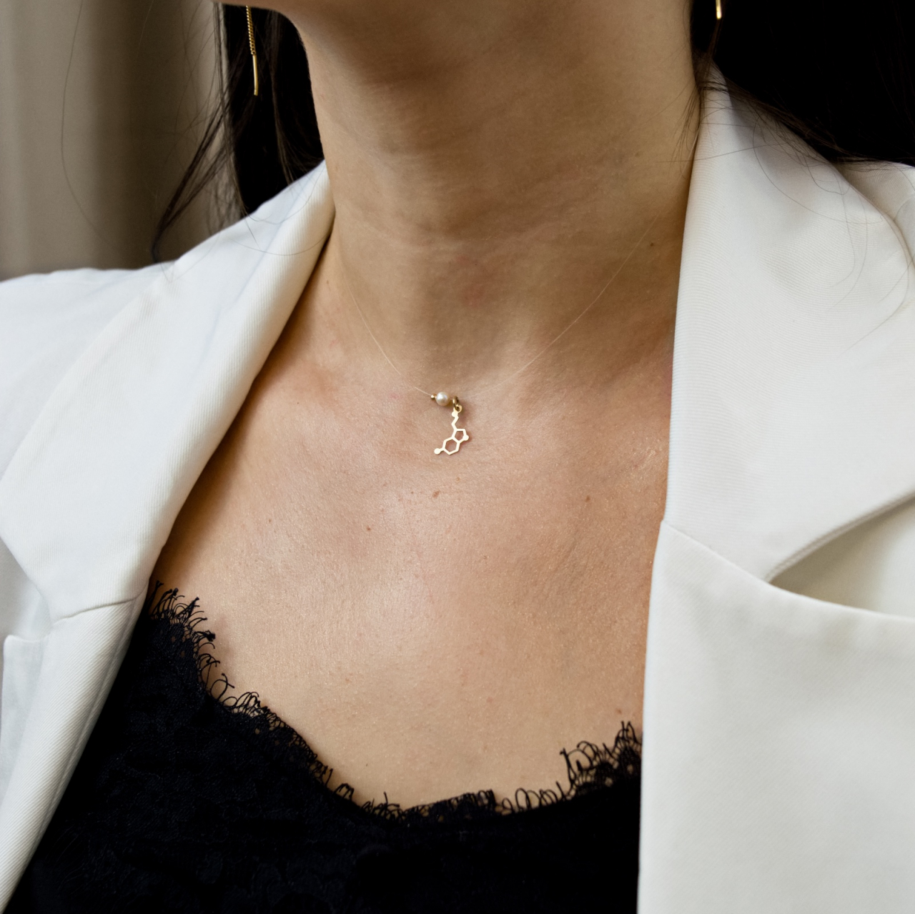 Lantisor fir transparent si pandantiv din aur 14 k molecula fericirii - Serotonina [2]