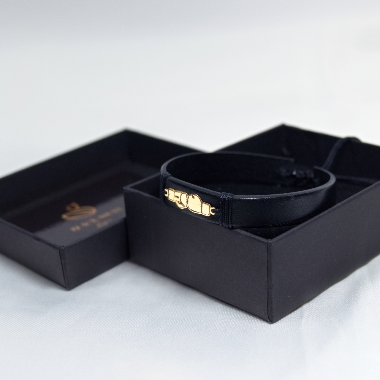 Bratara barbateasca din piele naturala si aur 14K - Box Lover [4]