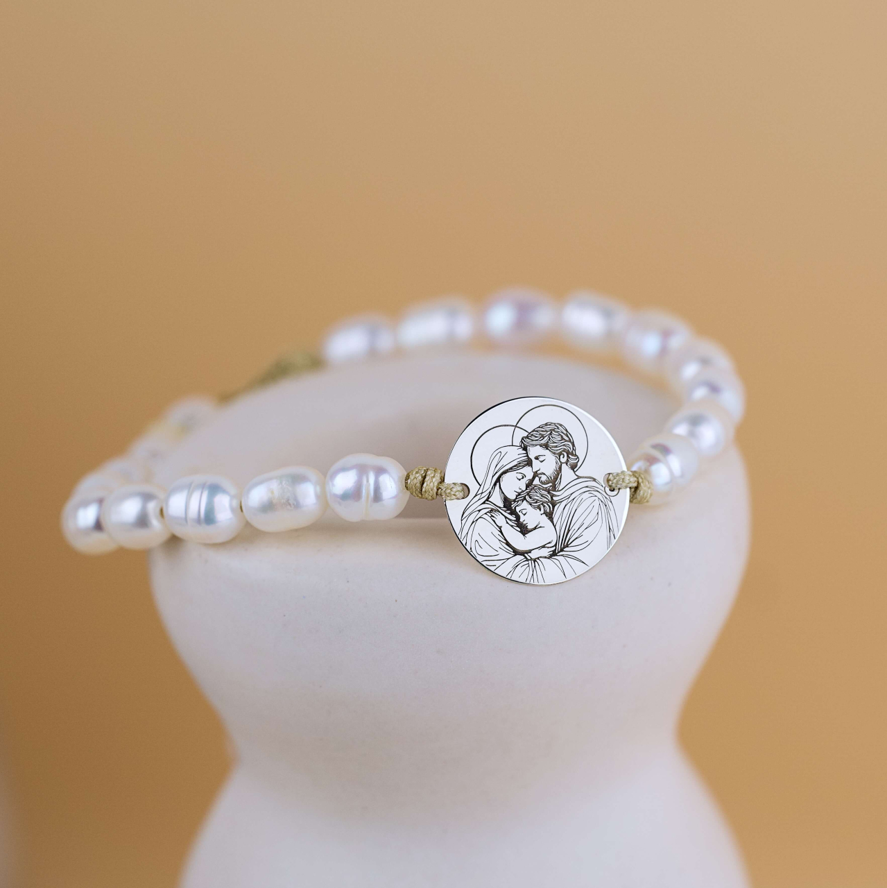 Bratara perle de cultura albe si Banut Charm Argint - Mesaj Crestin [4]