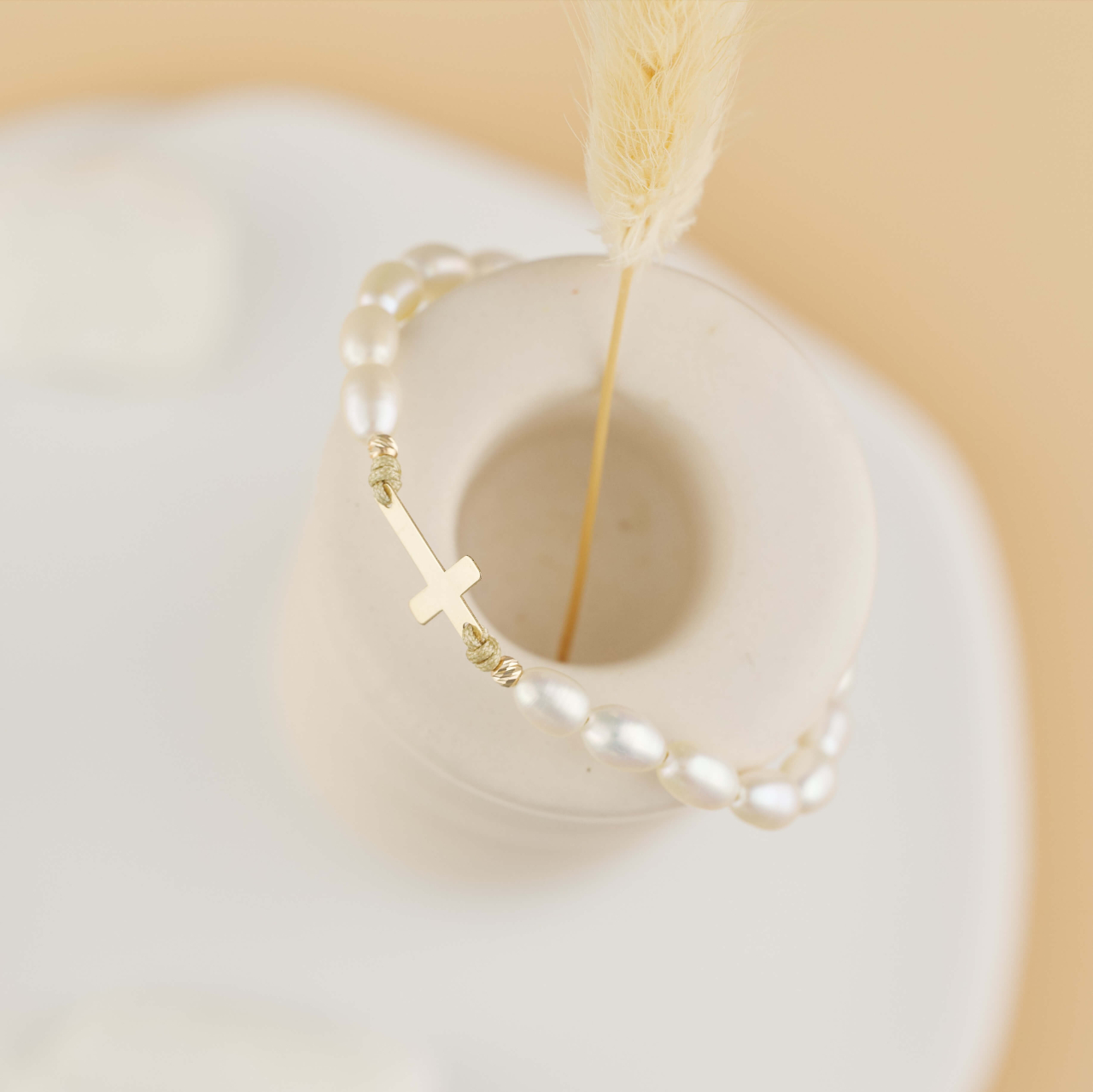 Bratara perle naturale si cruciulita din aur 14K [3]