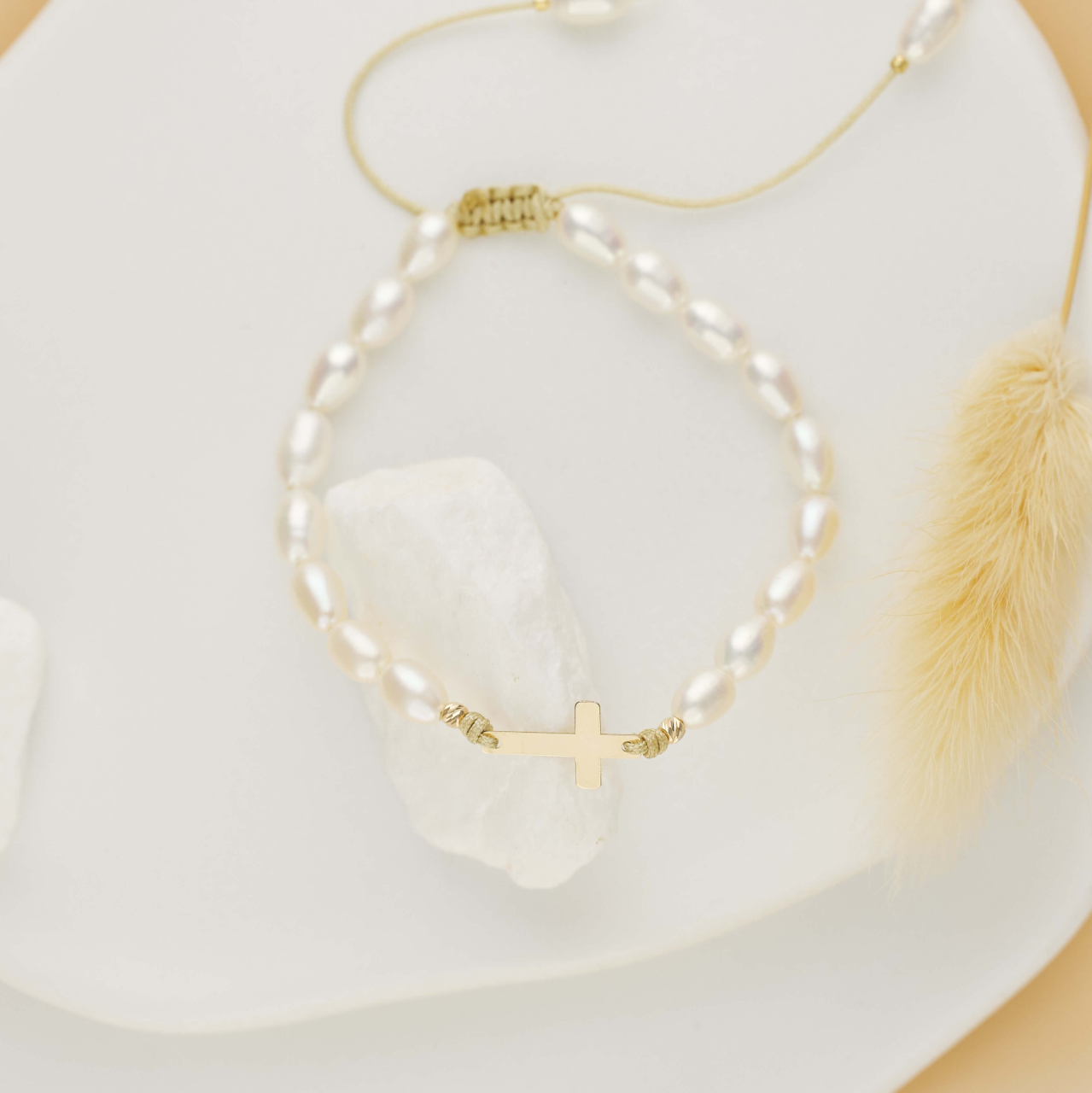 Bratara perle naturale si cruciulita din aur 14K [2]