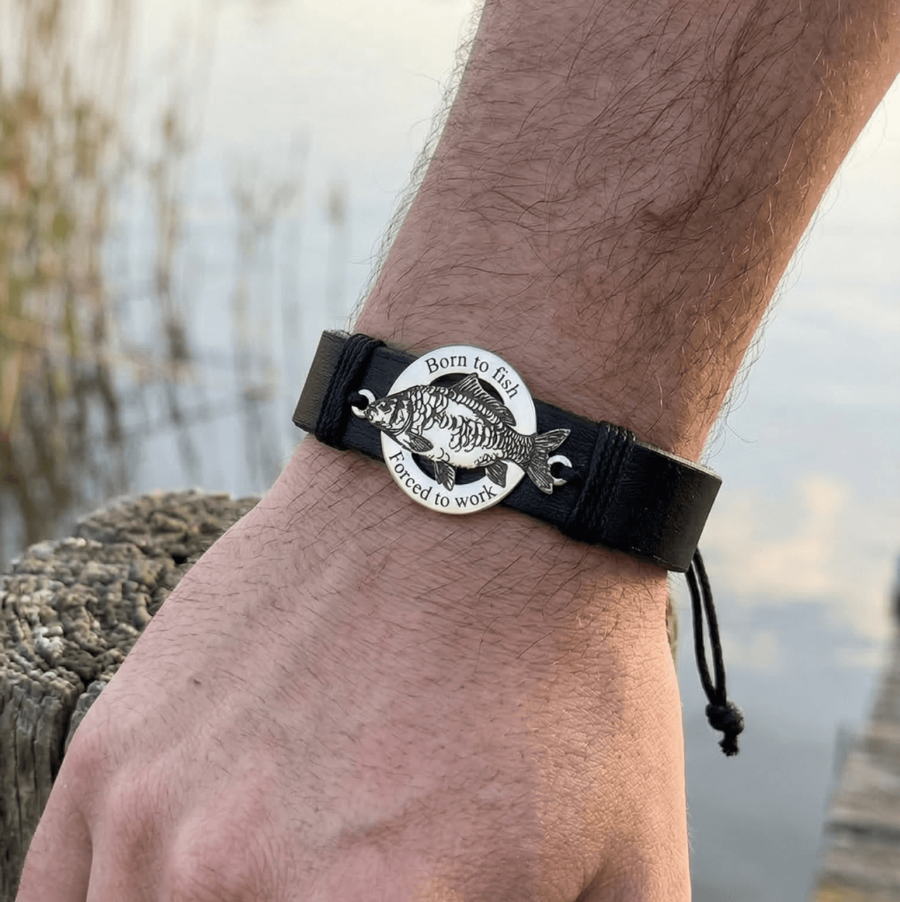 Bratara piele barbati cu banut Argint si Crap Oglinda Gravat - Cadou Pescari [2]