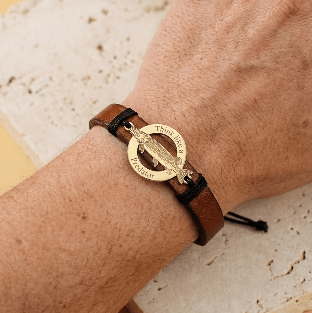 Bratara piele barbati cu banut Argint si Stiuca Gravata - Cadou Pescari Spining [4]