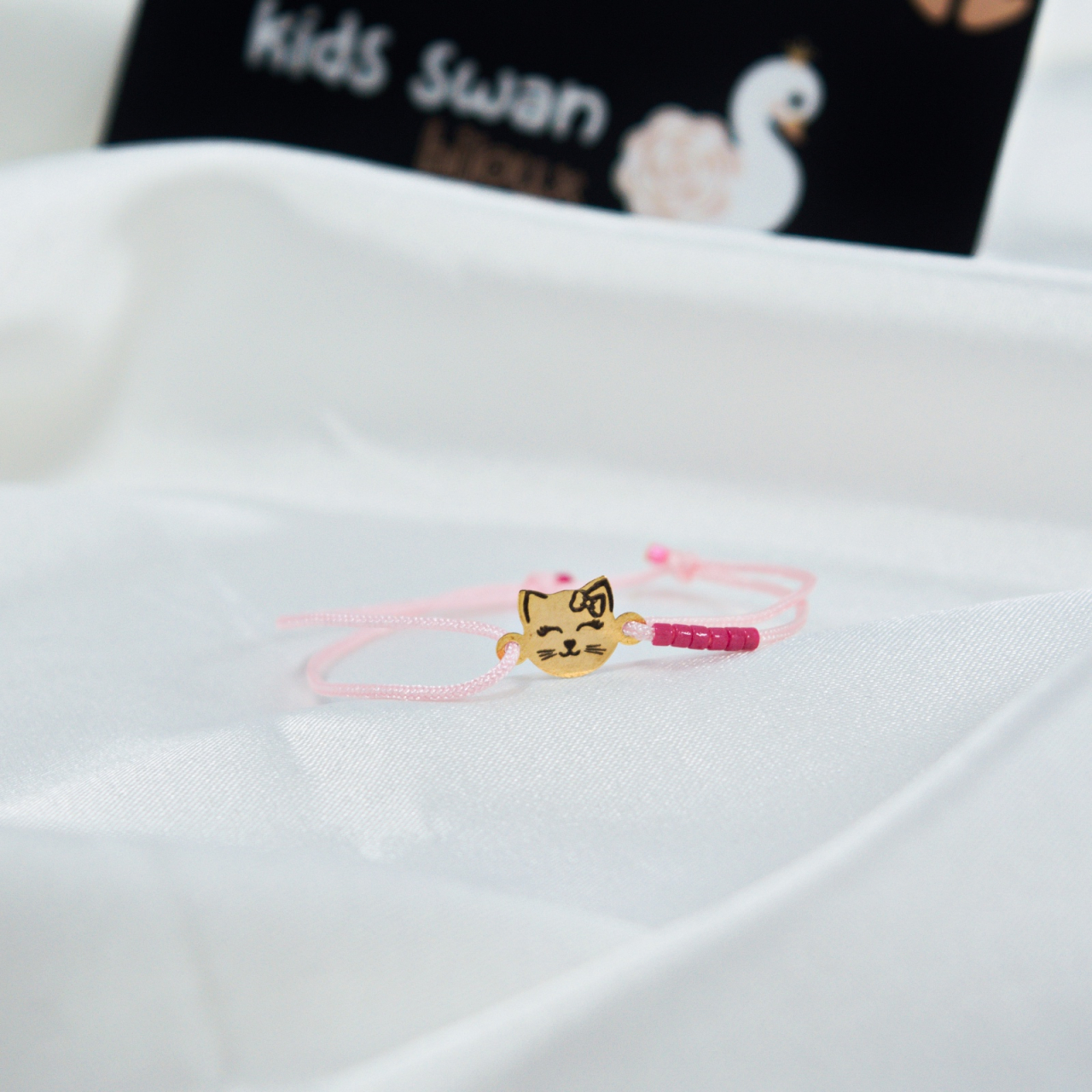 Bratara snur Hello Kitty din aur 14K si margele MIYUKI [2]