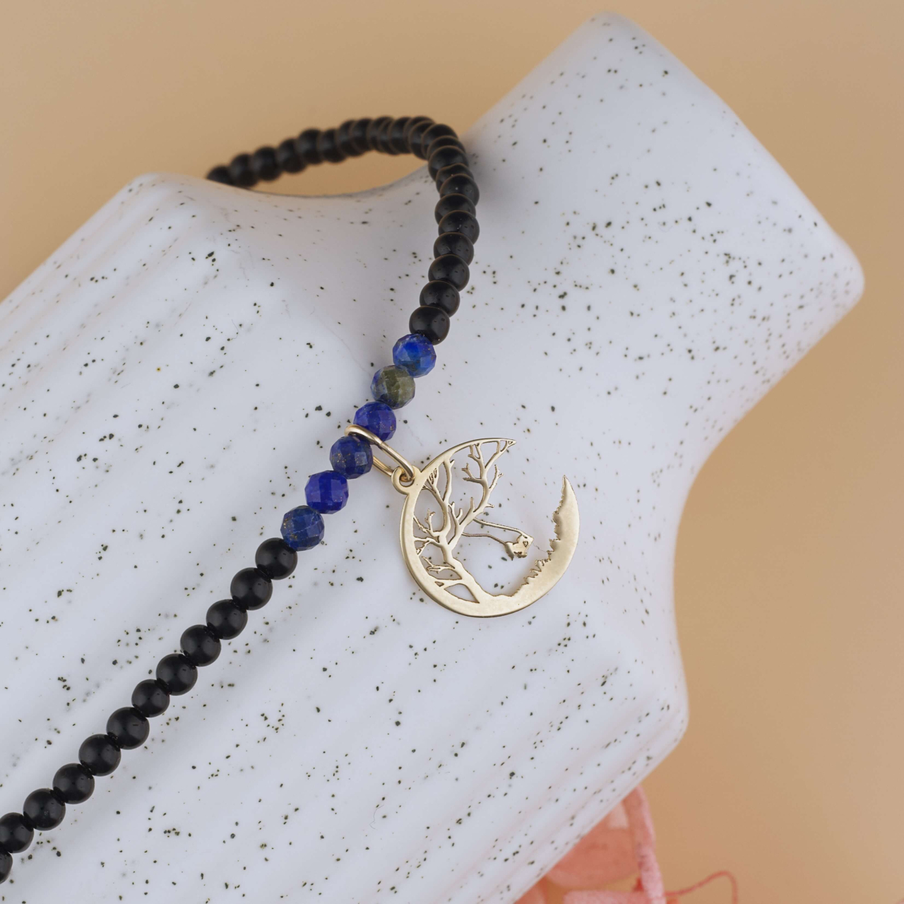 Choker onyx negru si lapiz lazuli cu pandantiv din Aur 14K Semiluna [3]