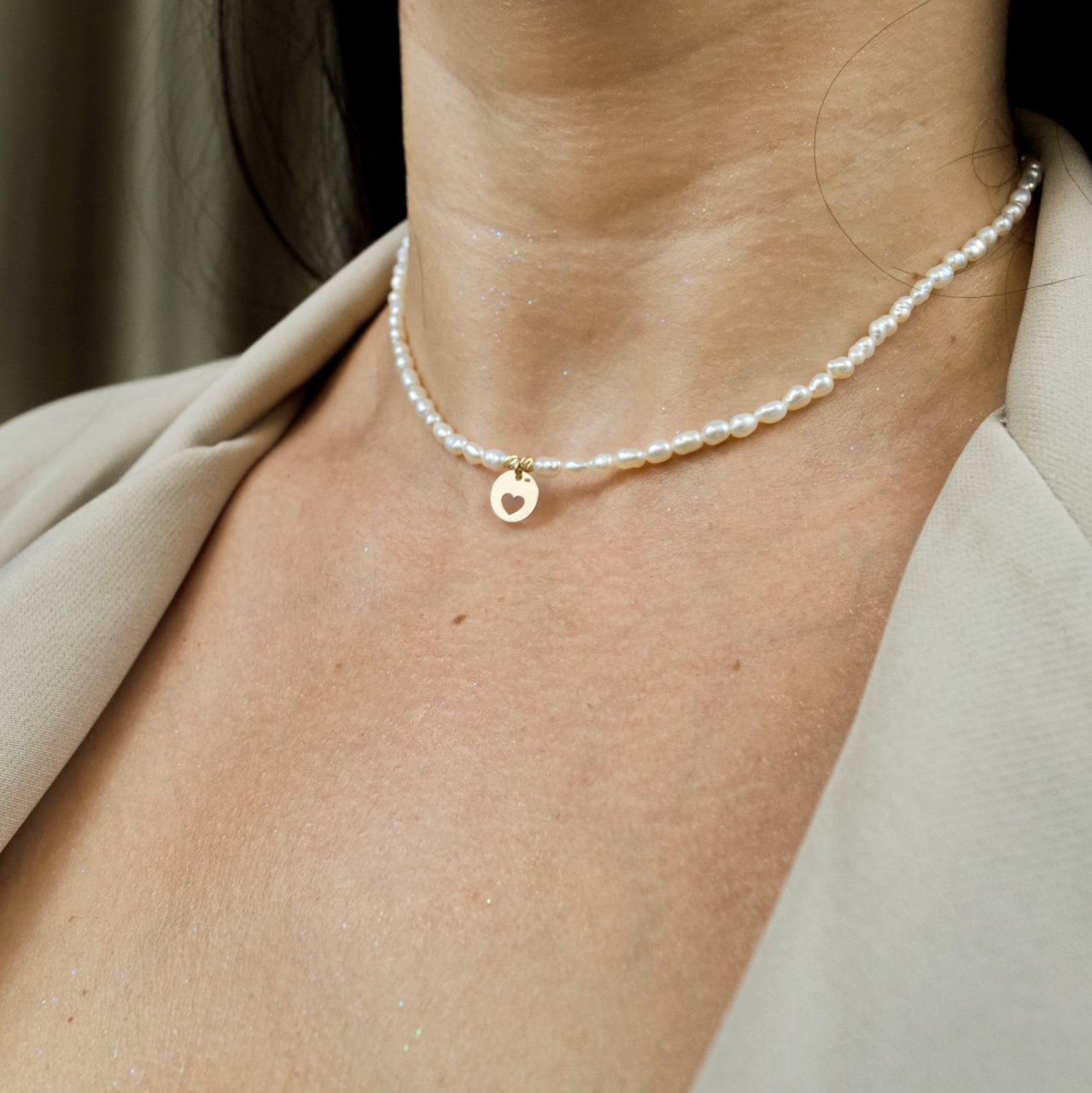 Colier din perle naturale cu pandativ banut 8mm inima din aur 14k [8]