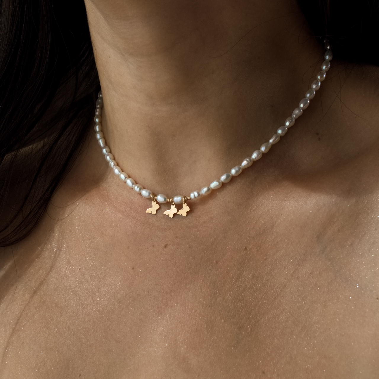 Colier din perle naturale de cultura cu trei pandantive fluturasi si bilute striate din aur 14K 2.5mm [3]