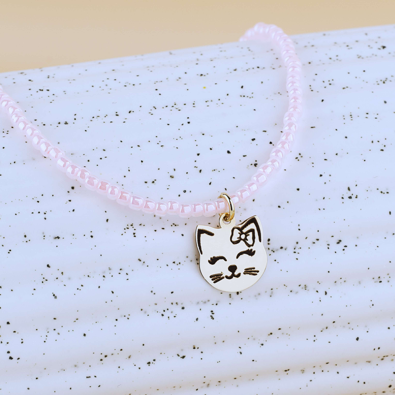 Colier fetite cu margele colorate si Pandantiv din Aur 14K Pisicuta Hello Kitty [4]