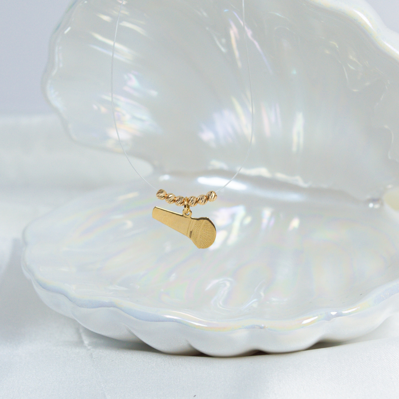 Colier fir transparent guta si pandantiv Microfon din aur 14K [4]