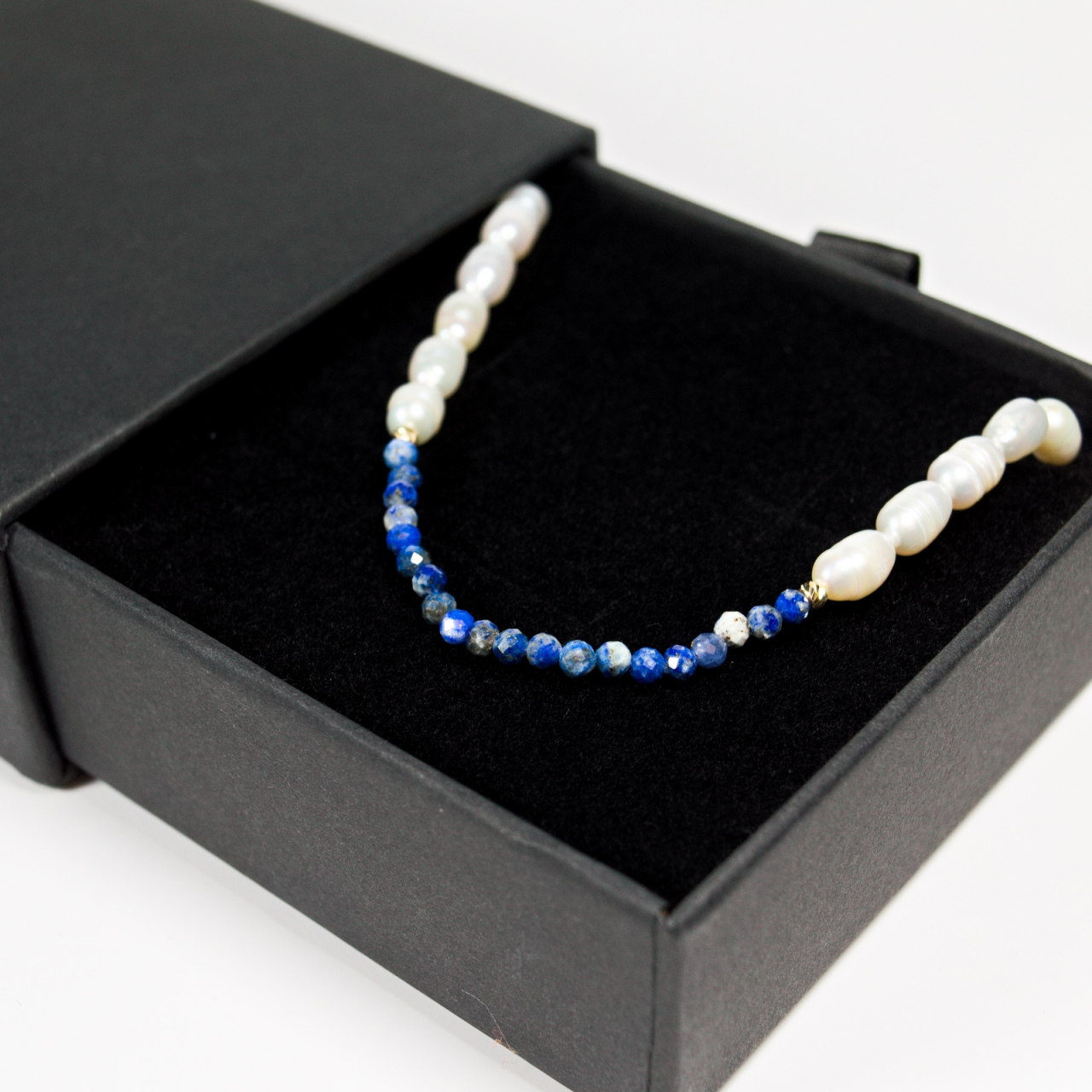 Colier din perle cu bile din aur si cristale naturale Lapis lazuli [4]