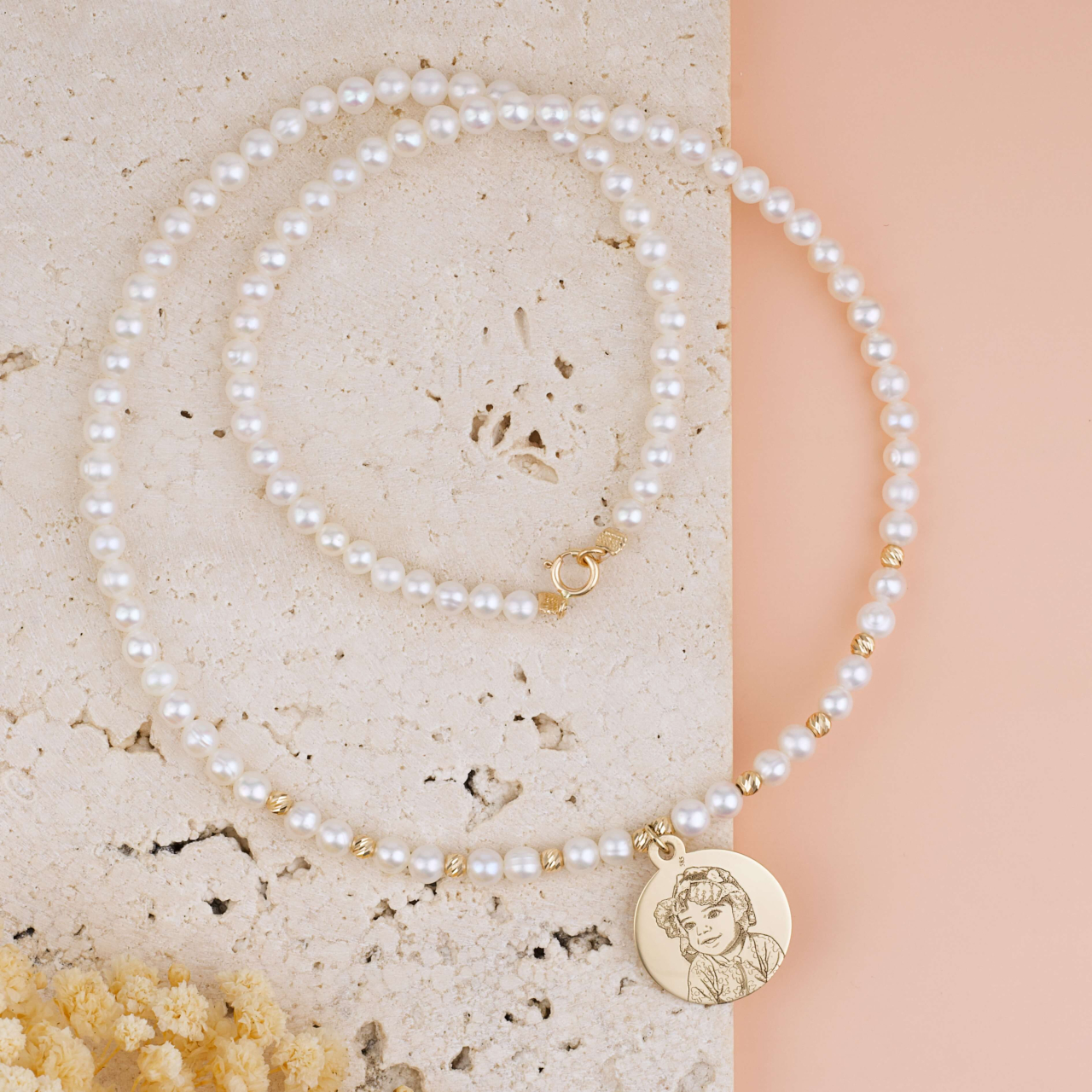 Colier perle naturale cu medalion din aur 14K personalizat cu poza [8]
