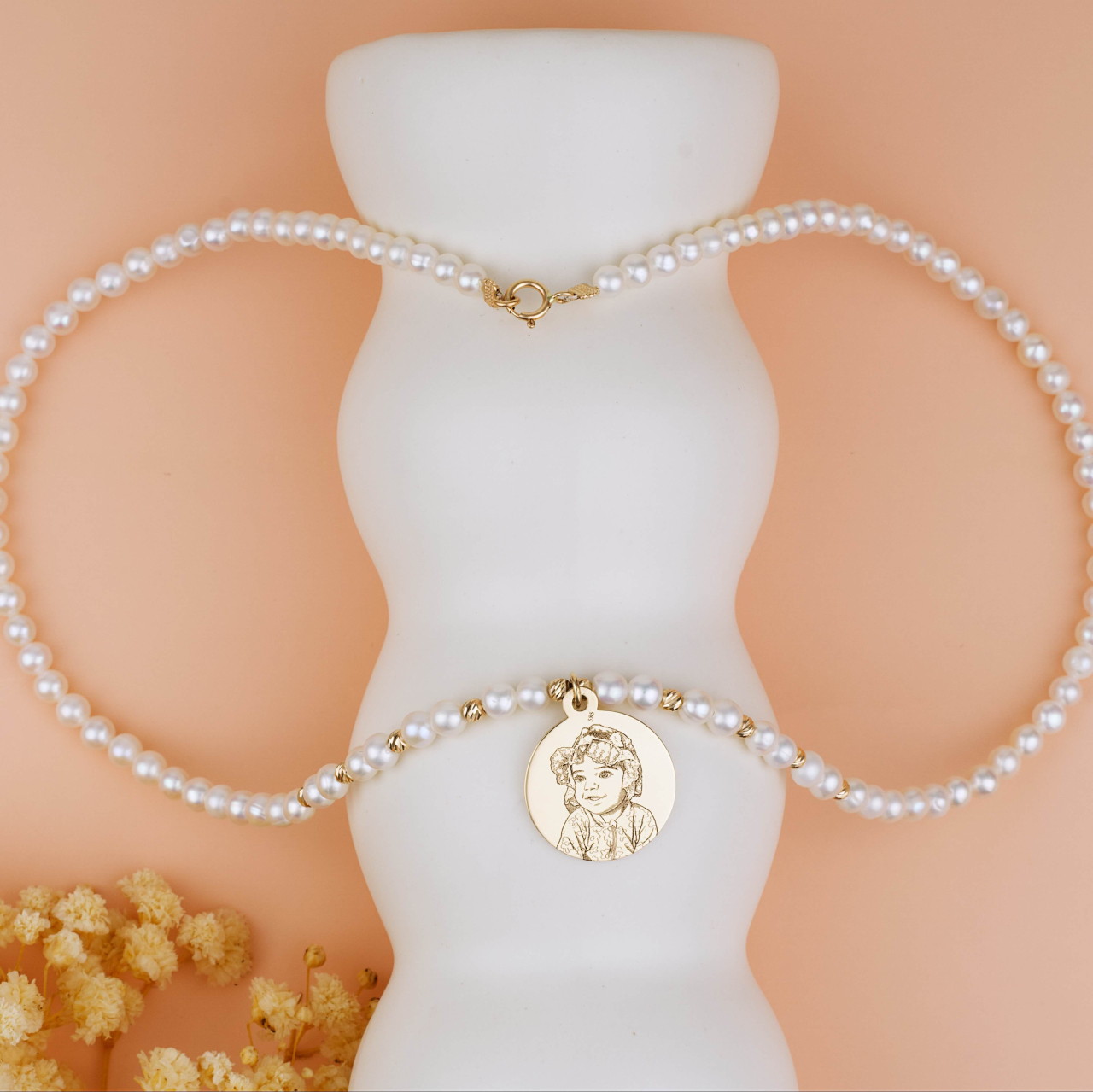 Colier perle naturale cu medalion din aur 14K personalizat cu poza [9]