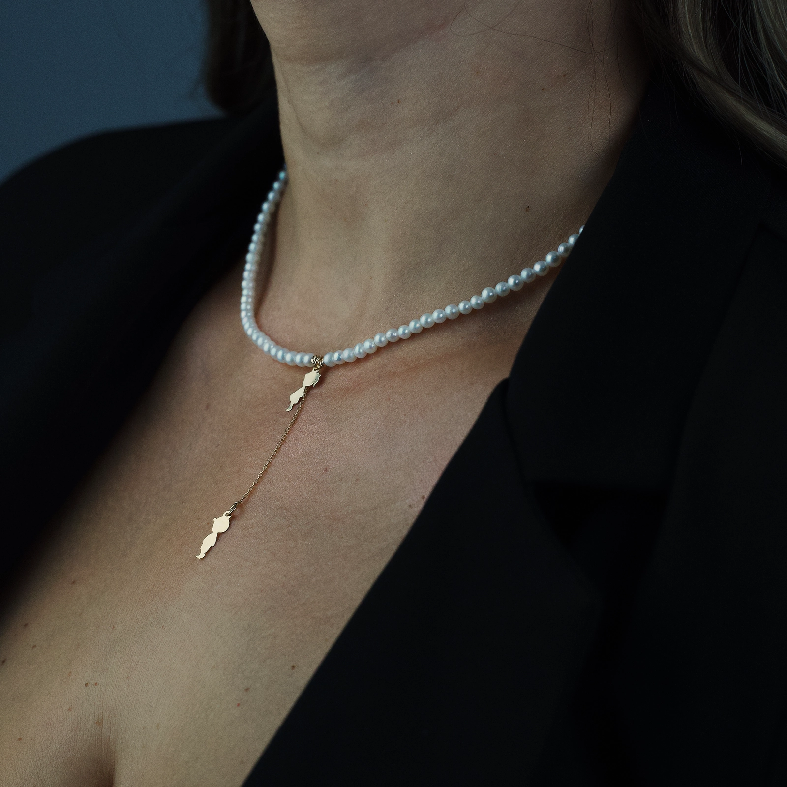 Colier perle naturale de cultura cu pandantiv fetita si baietel din Aur 14K [1]