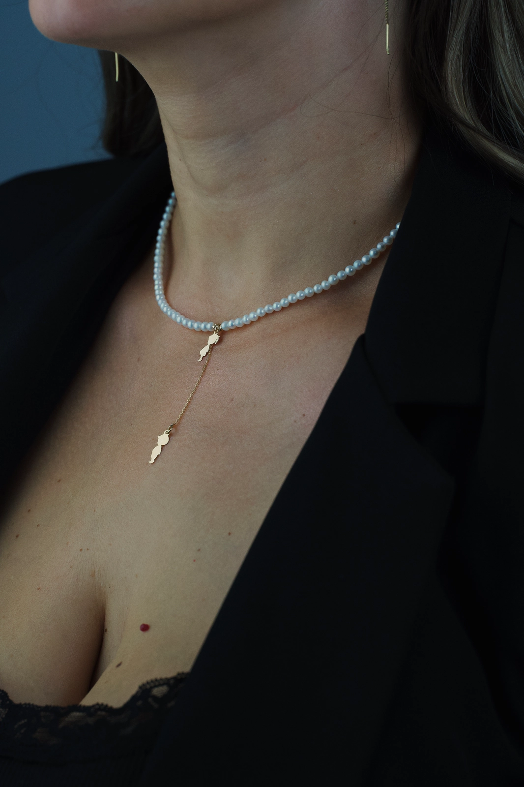 Colier perle naturale de cultura cu pandantiv fetita si baietel din Aur 14K [2]