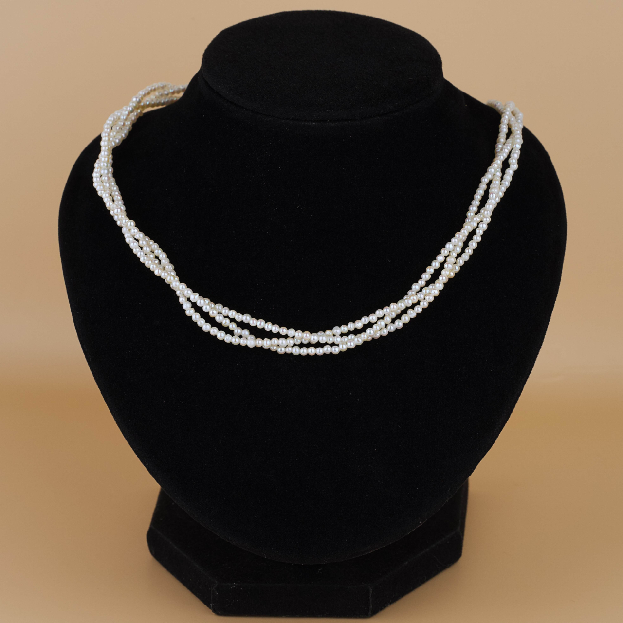 Colier perle naturale rotunde impletit din 3 siraguri - Colier perle Mireasa si Aur 14K [4]