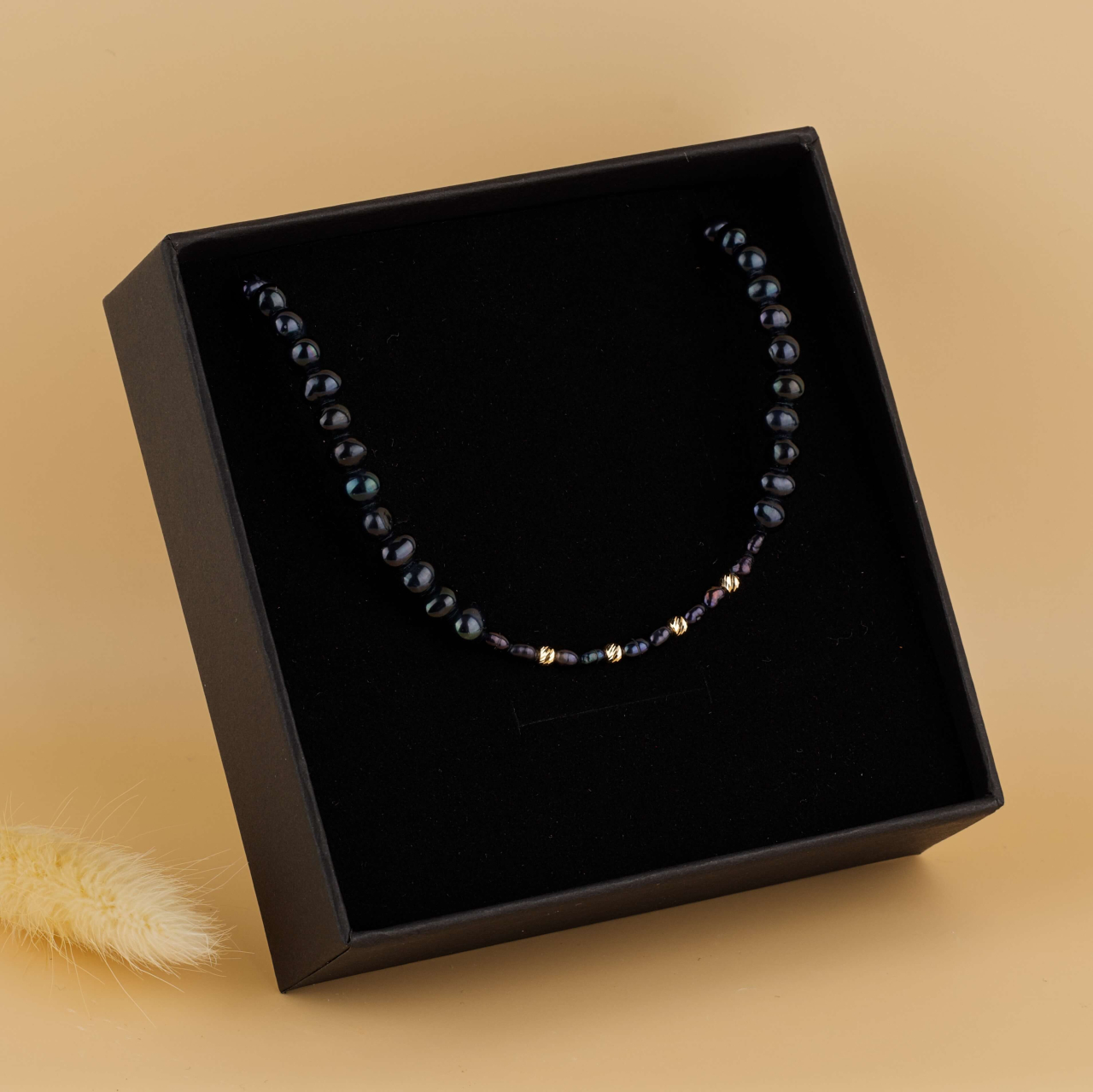 Chocker din perle negre naturale de cultura si bilute Aur 14K de 2.5mm [2]