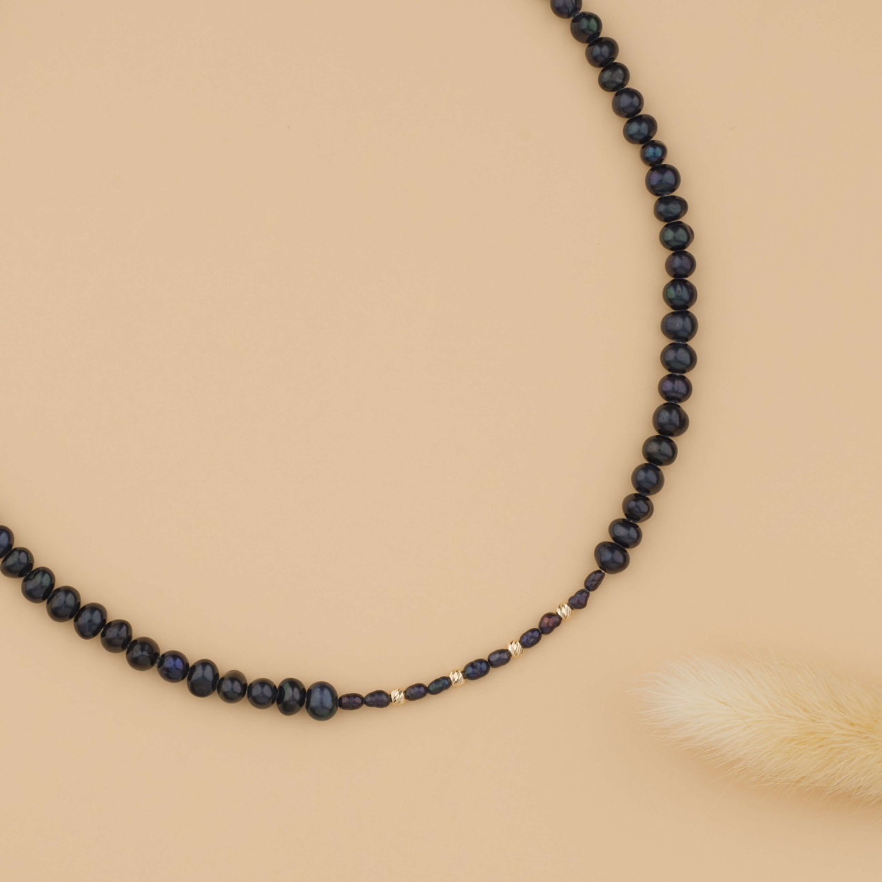 Chocker din perle negre naturale de cultura si bilute Aur 14K de 2.5mm [3]