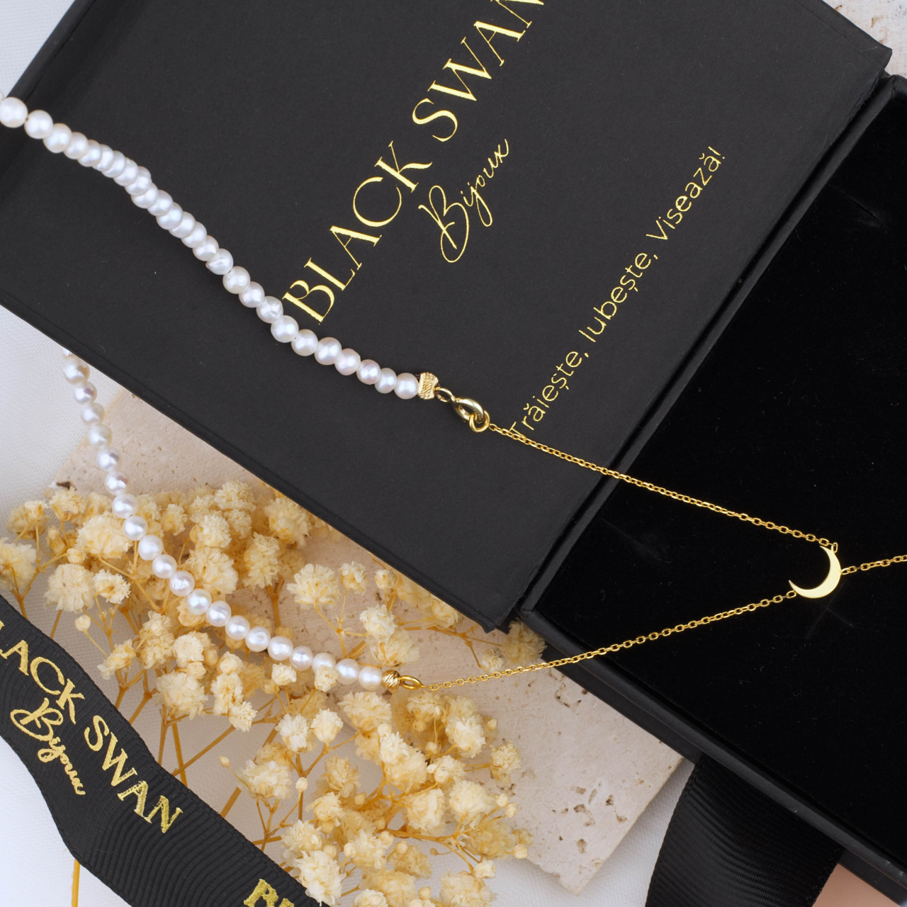 Rozariu Perle Naturale cu Simboluri Celeste Argint Placat cu Aur 18K [6]