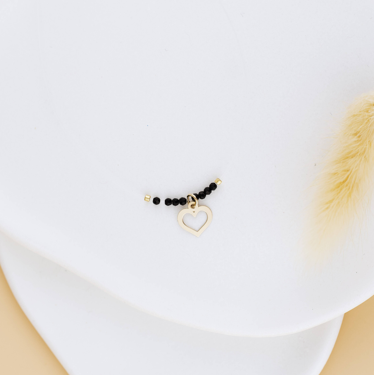 Lantisor fir transparent din guta cu pandantiv Inima din Aur 14K – Cristale negre [3]