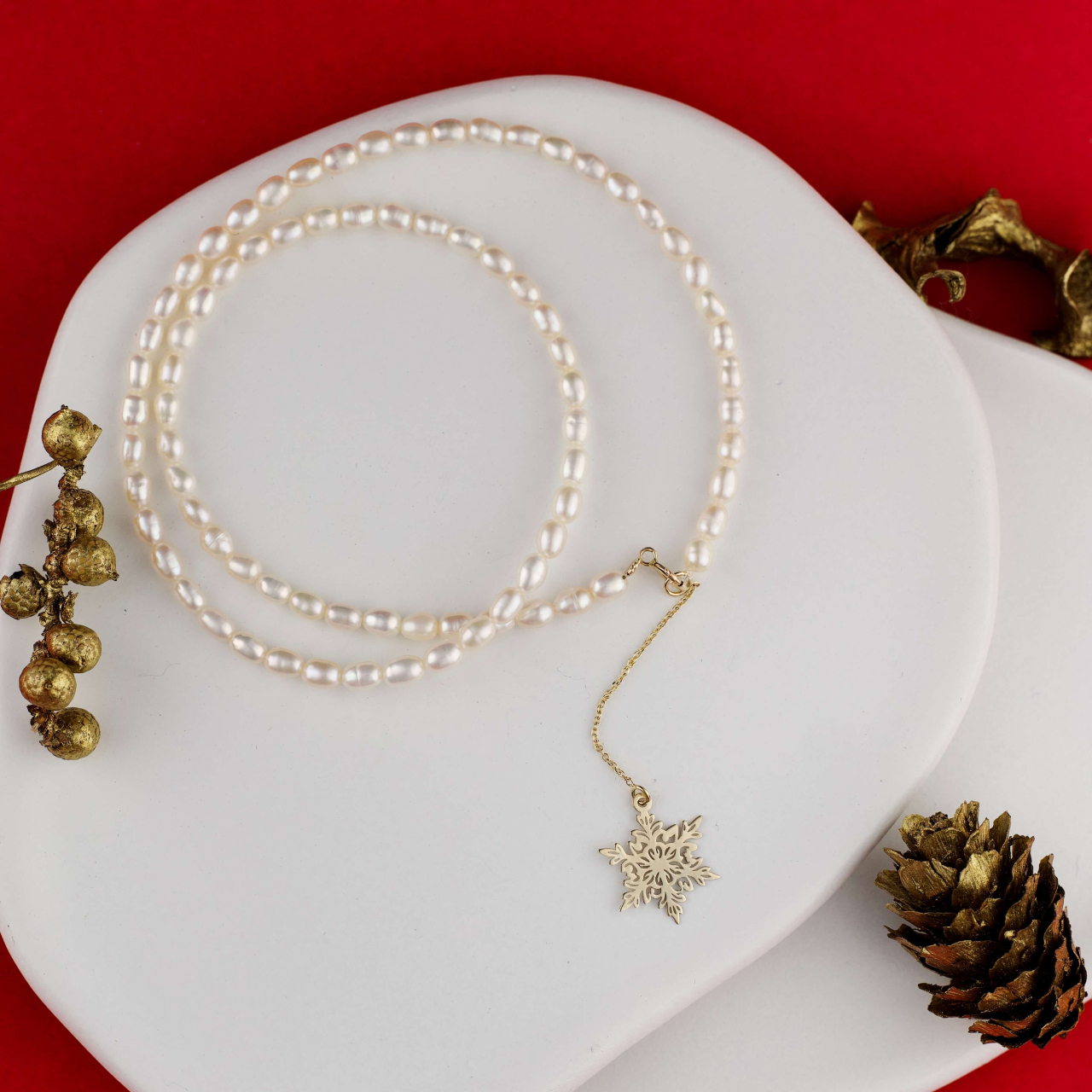 Colier perle de cultura albe si pandantiv Fulg de Nea Aur 14K cu extensie lantisor 5 cm - Colectia de Craciun [2]