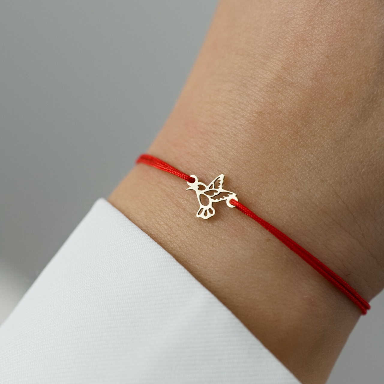Martisor bratara cu snur si Pasarea Colibri din Aur 14K [2]