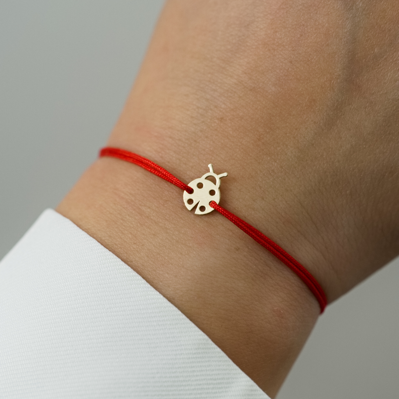 Martisor bratara cu snur si Buburuza din Aur 14K [2]