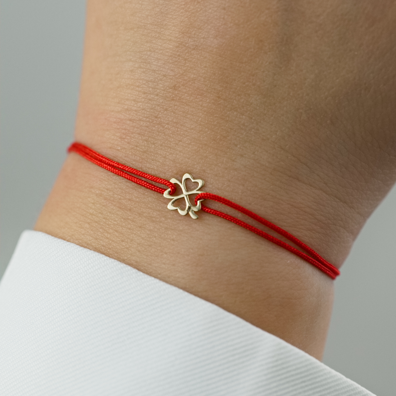 Martisor bratara cu snur Trifoi cu patru foi din aur 14K [2]