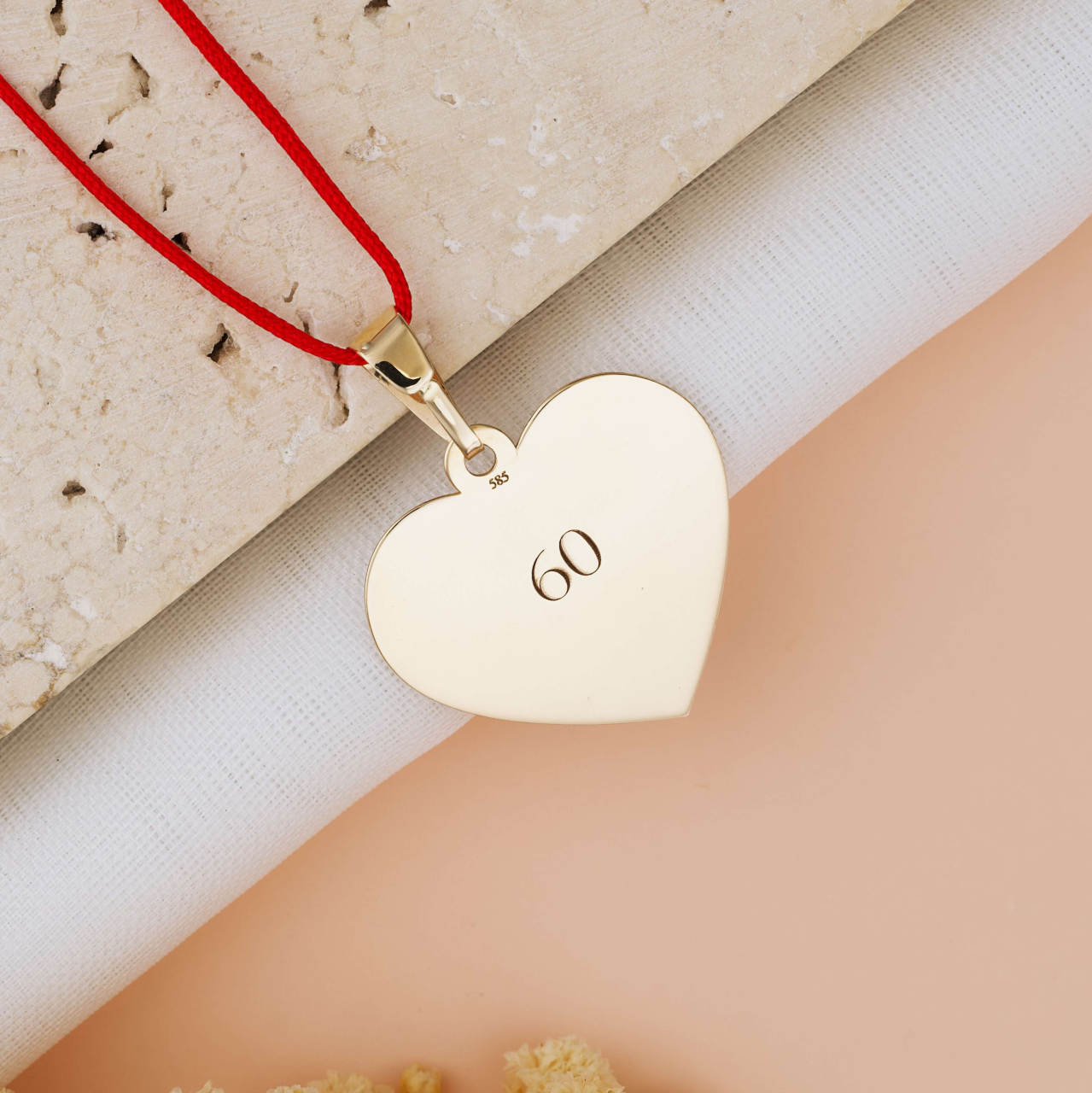 Pandantiv Inima 20 mm din Aur 14K Copacul Iubirii si mesaj personalizat 'Esti iubita!' - Prindere cu Anou [2]