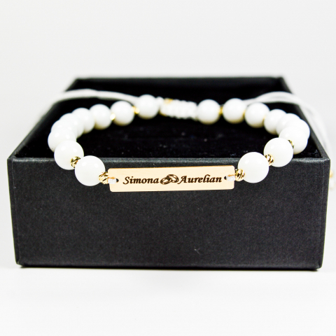 Set cadou cuplu - Bratari cu bilute din aur 14K, onyx si placuta din aur 14K gravata personalizat [3]