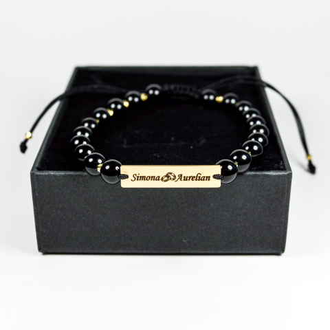 Set cadou cuplu - Bratari cu bilute din aur 14K, onyx si placuta din aur 14K gravata personalizat [2]