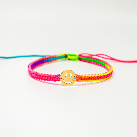 Bratari cu snur si banut din aur - Bratara cu banut 'emoji smile' din aur 14k si snur rainbow