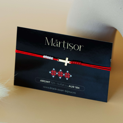 Martisoare - Bratara martisor cu snur rosu si cruciulita din Argint 925 suflat cu Aur 18K