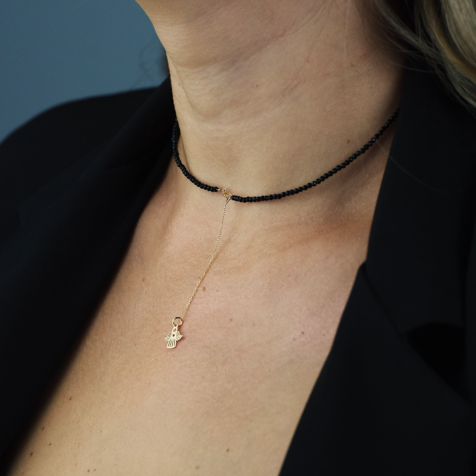 Colier pietre semi-pretioase - Choker cristale negre 2mm fatetate cu extensie de lantisor si Inger din Aur 14K