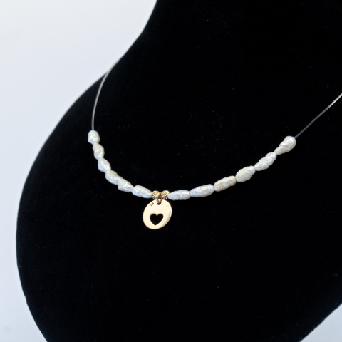 Colier cu fir transparent, perle de cultura si banut din aur 14k [2]