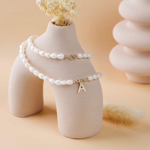 Colier din perle naturale si initiala nume din aur 14K [2]