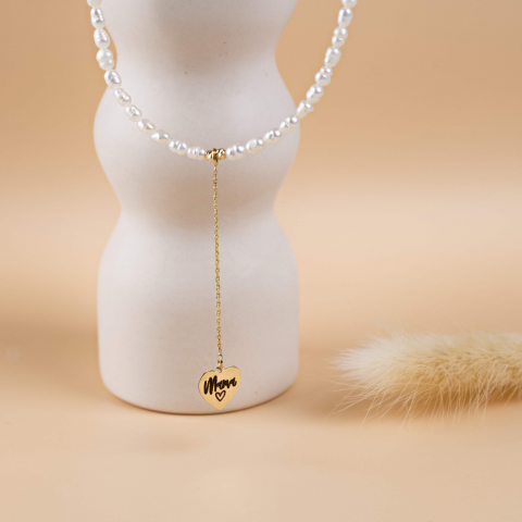 Cadou pentru parinti - Colier perle de cultura si lantisor aur 14K cu pandantiv inima 'Mom'