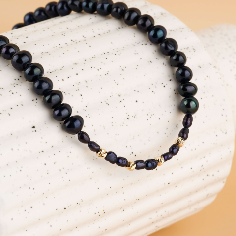 Coliere din perle naturale cu aur - Chocker din perle negre naturale de cultura si bilute Aur 14K de 2.5mm