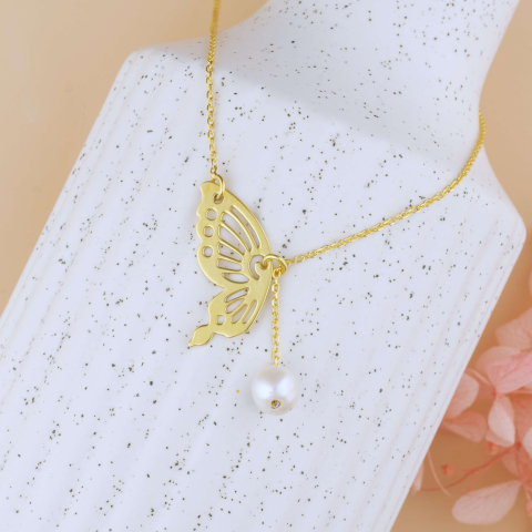 Lantisoare Argint 925 - Lantisor din Argint 925 placat cu Aur 18K si pandantiv Fluture si Perla de cultura